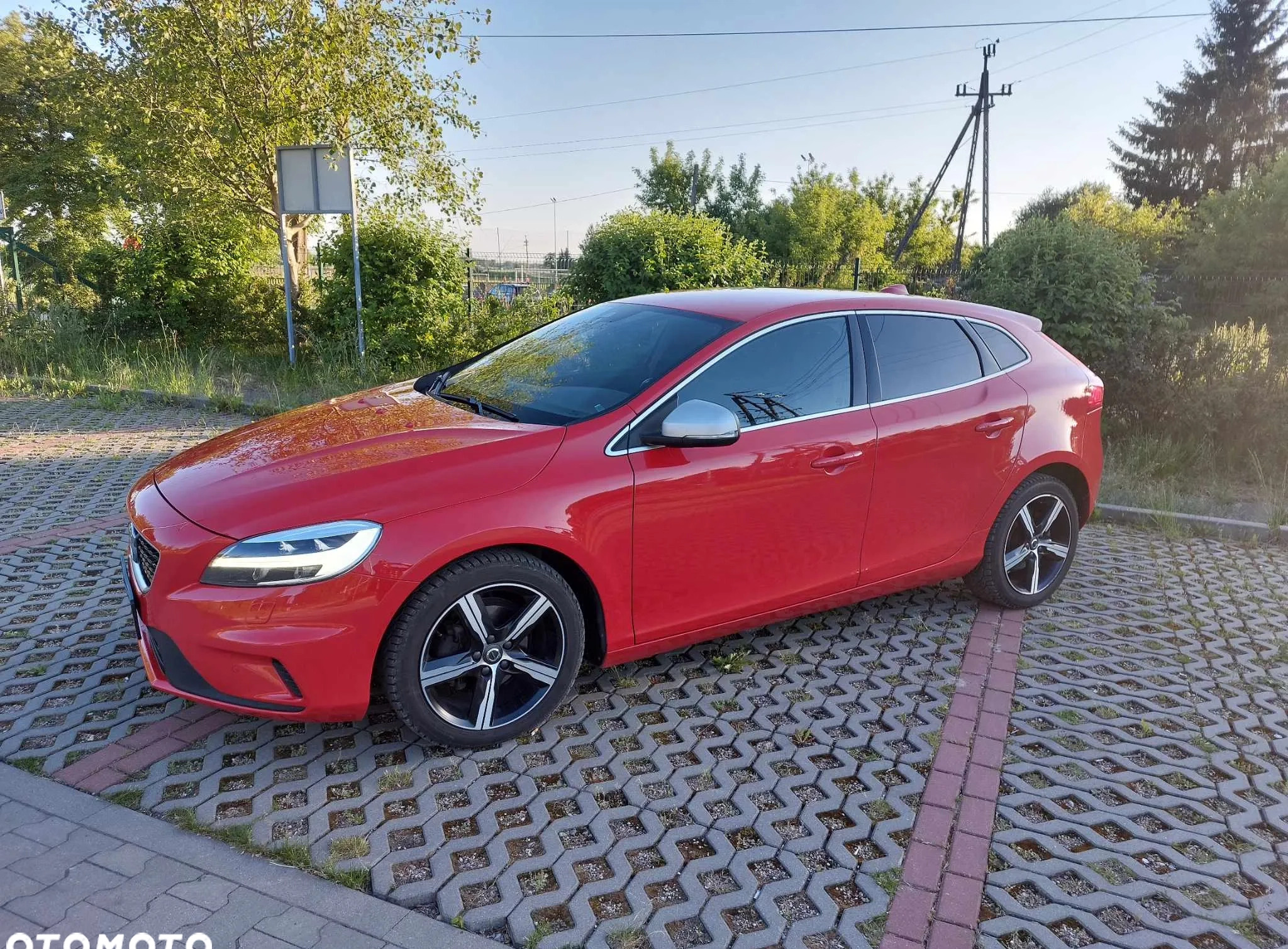 Volvo V40 cena 61500 przebieg: 170454, rok produkcji 2018 z Opole Lubelskie małe 781